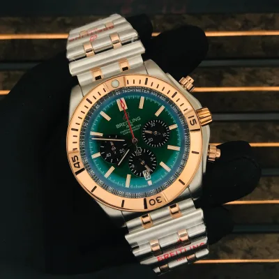 Breitling Chronomat B01 Chronograph 42 Rose Gold