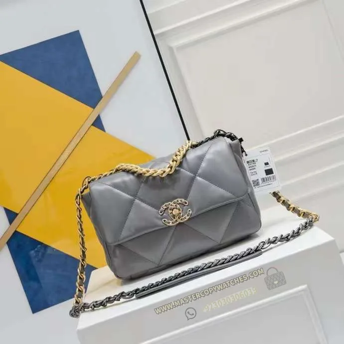 Chanel19 Flap Bag Grey