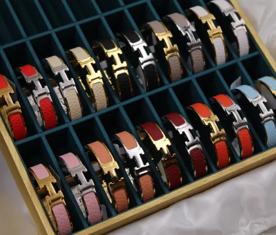 Hermes Clic HH Bracelet For Sale