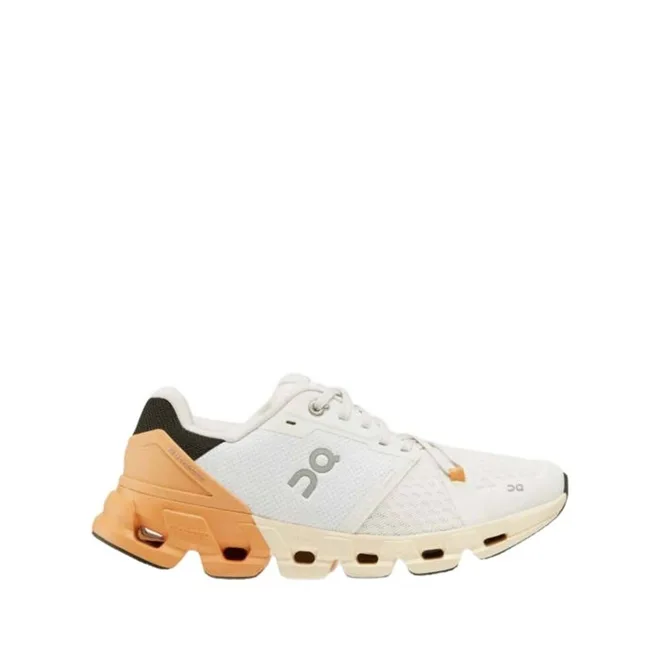 On Cloudflyer 4 Shoes