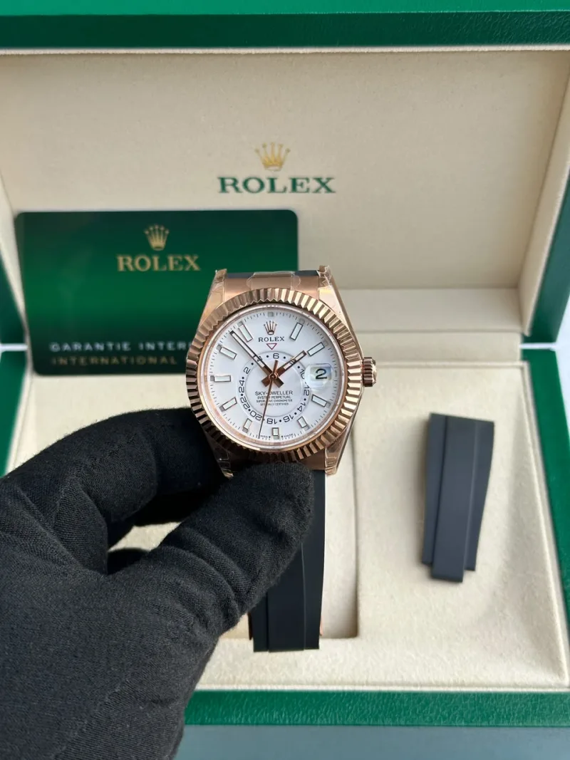 Rolex Sky Dweller 326238 Wi Oysterflex White Index Dial 42Mm