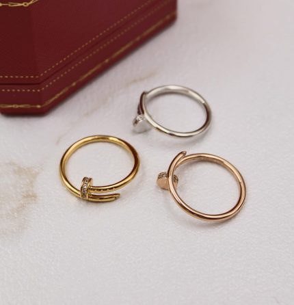 Shop Cartier Juste Un Clou ring in Dubai. Iconic nail-inspired design, luxury finish, and fast delivery across UAE. Bold elegance for every style.